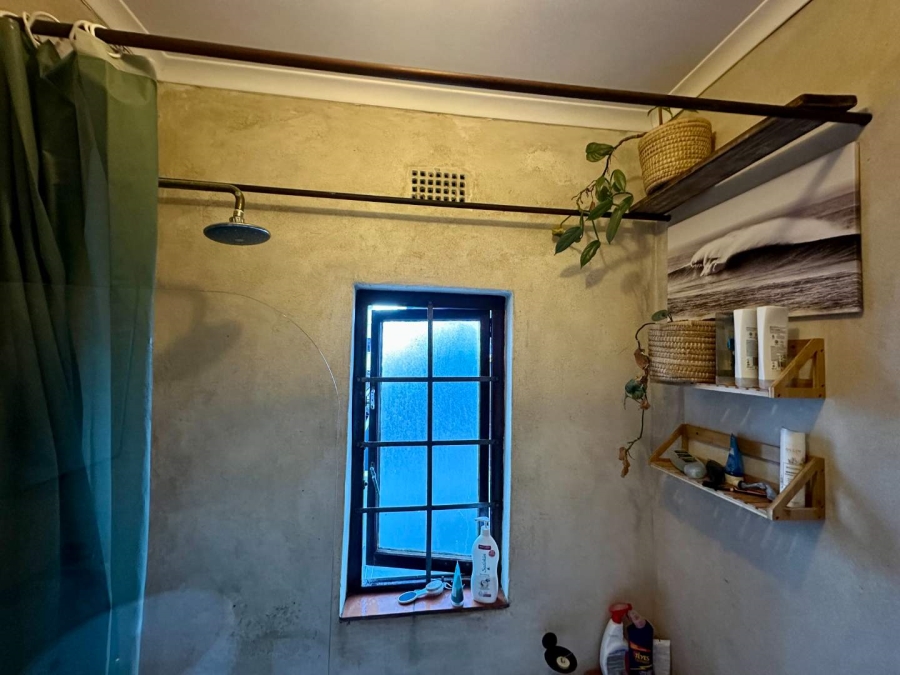 To Let 2 Bedroom Property for Rent in Muizenberg Western Cape